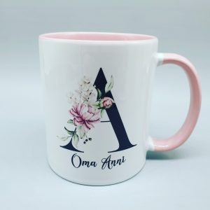 Tasse Buchstabe Blumen