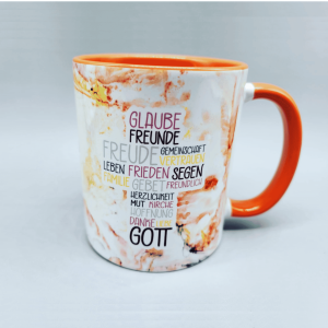 Tasse zur Kommunion in orange, personalisiert mit Name